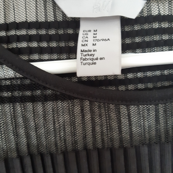 🌹H&M Dress🌹 - Picture 4 of 10